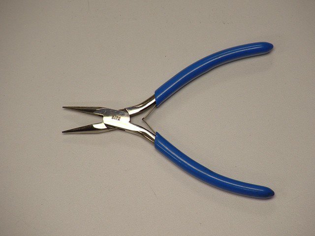 Electronic Pliers 115mm Long Nose - EPLN 115 ()